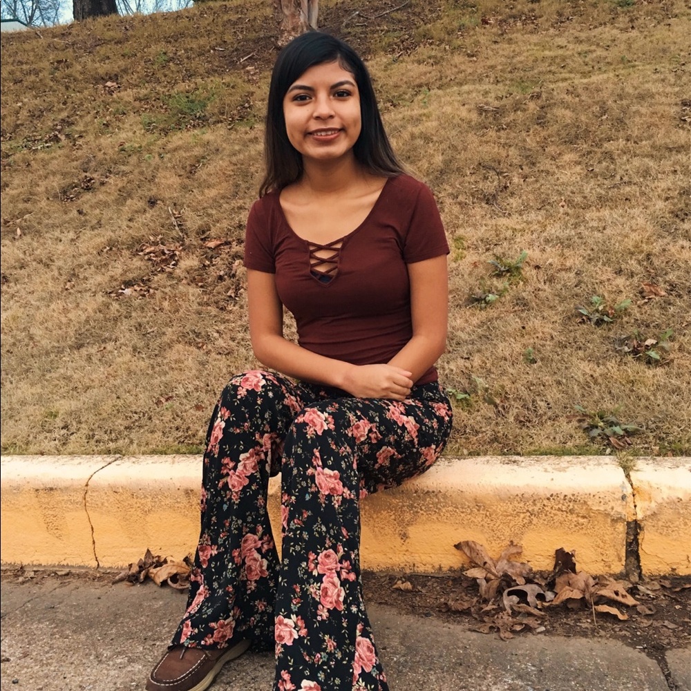 Meet your Posher, Isabel